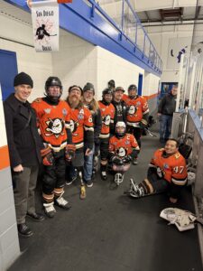 Eddie Cahill hanging out with the Ducks